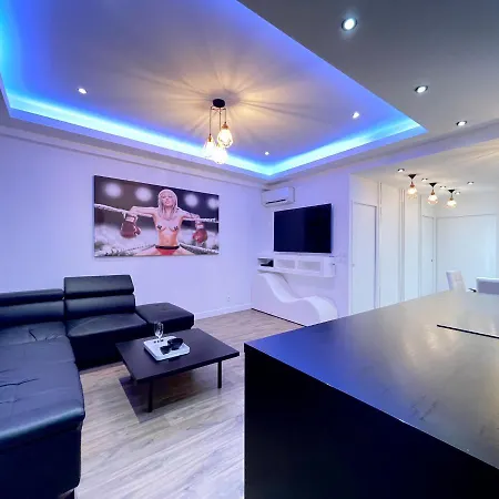 Loft Romantique Spa Apartment